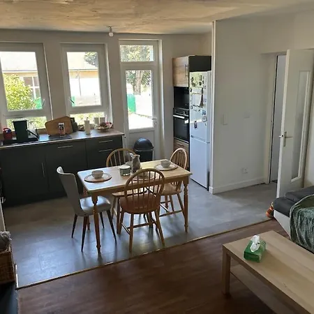 Friendly House - 8 Personnes Holiday home Bonneuil-Matours