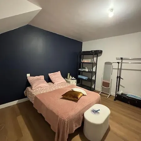 Holiday home Friendly House - 8 Personnes Bonneuil-Matours