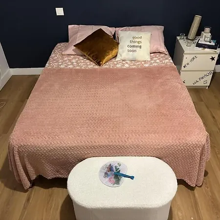 Holiday home Friendly House - 8 Personnes Bonneuil-Matours