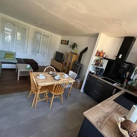 Holiday home Friendly House - 8 Personnes Bonneuil-Matours