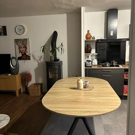 Vakantiehuis La Maison Destine - 8 Personnes *