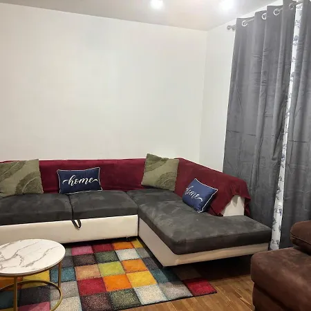 Vakantiehuis La Maison Destine - 8 Personnes *